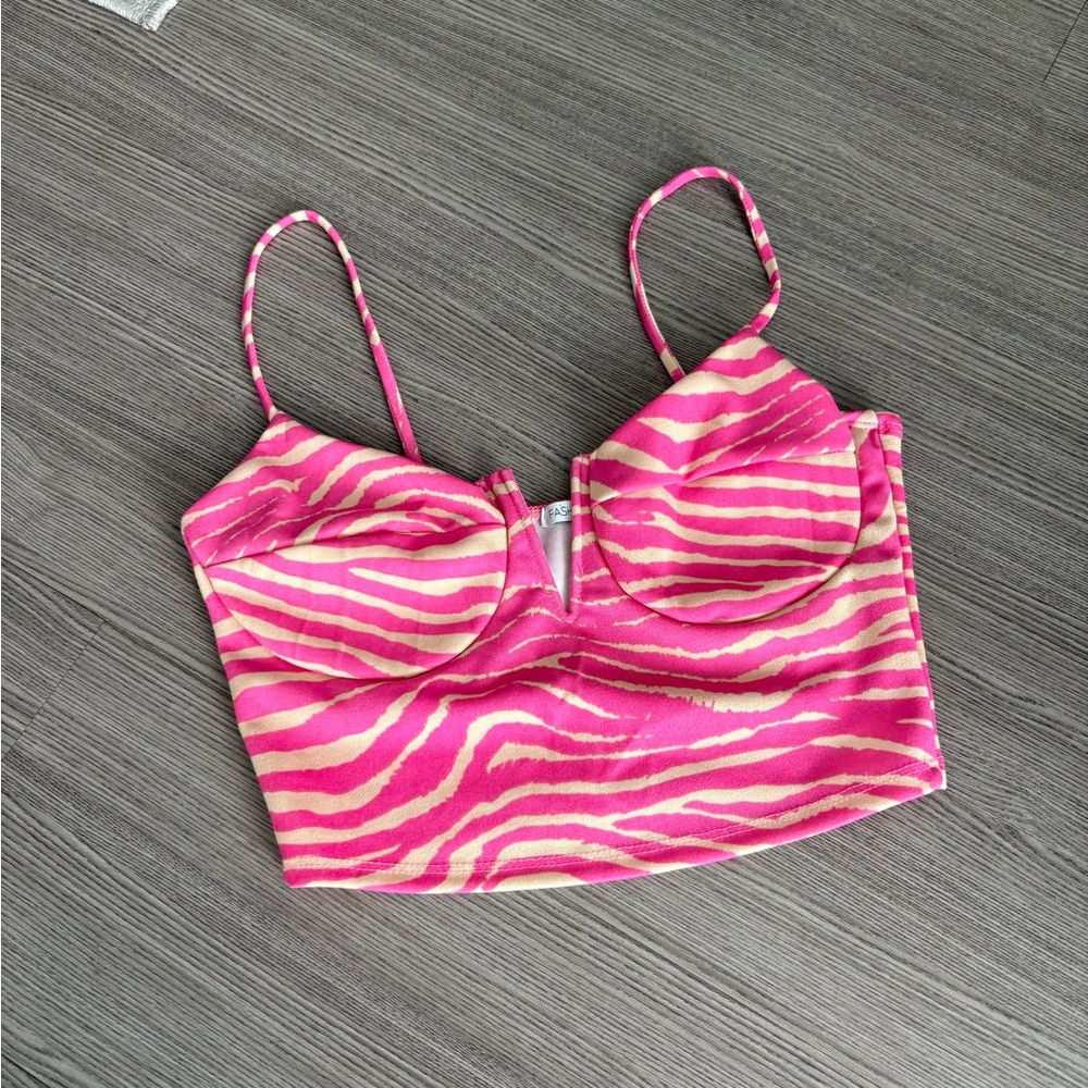 Fashion nova zebra crop top